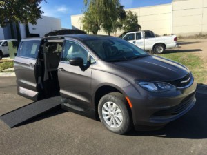 2017 Chrysler Pacifica 07