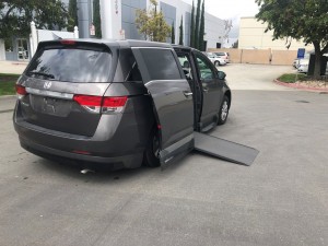 2016 honda odyssey grey right rear