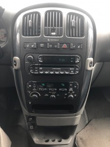 2007 dodge caravan grey dash e1559242991590