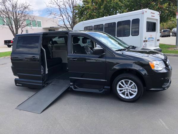 2016 Dodge Caravan SXT side entry handicap van - $41,000 | Goldenboy ...