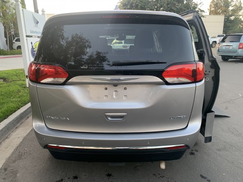 2017 Pacifica limited BACK closed