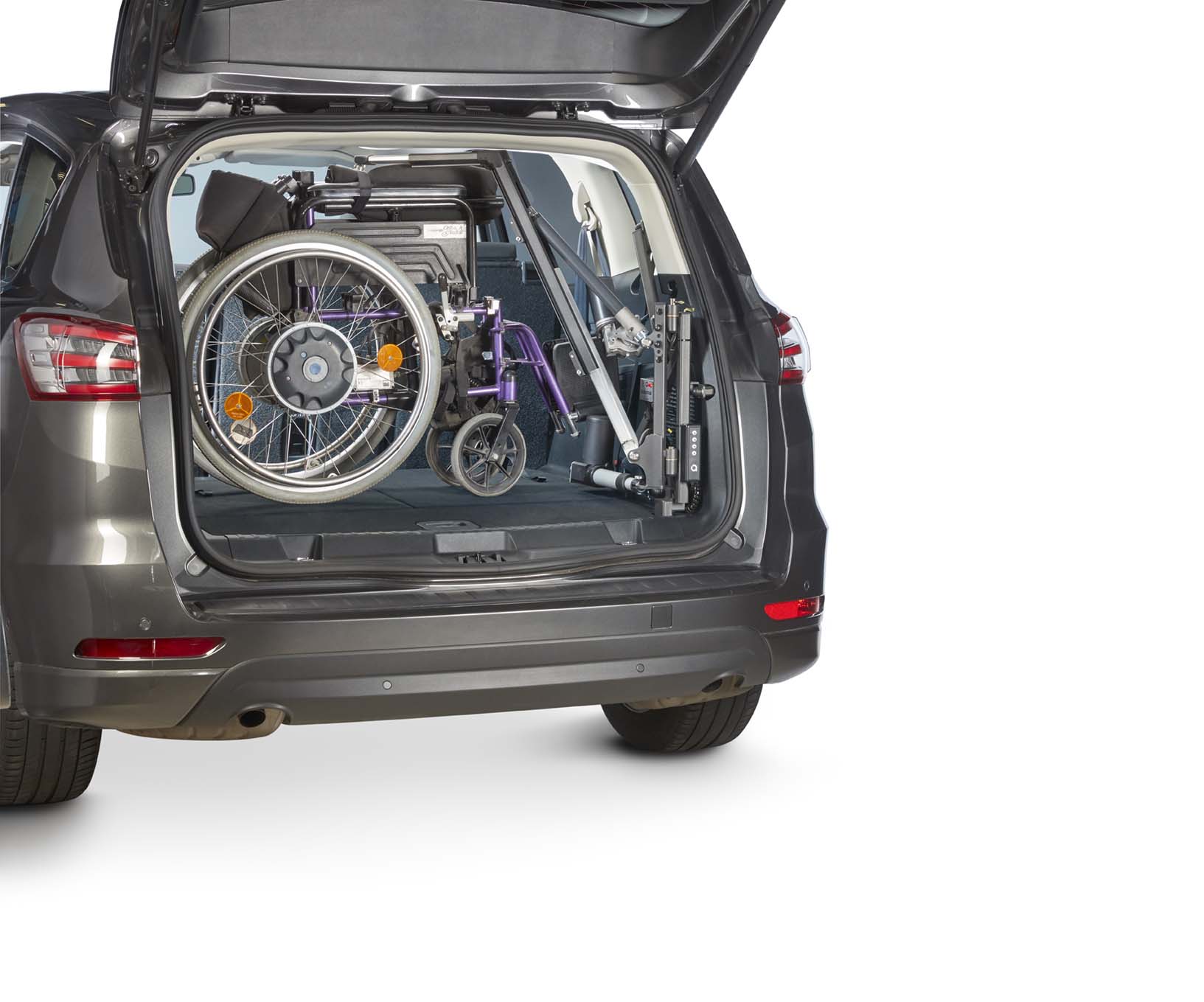 LC lift w_ manual folding chair in vehicle