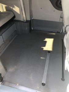 2015 Chrysler T C tour L white russell floor