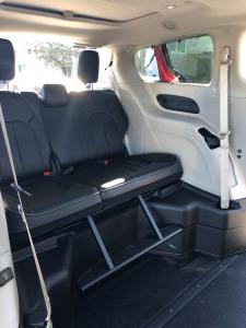 2019 chrysler limited back seat