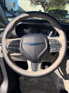 2019 chrysler limited steering wheel