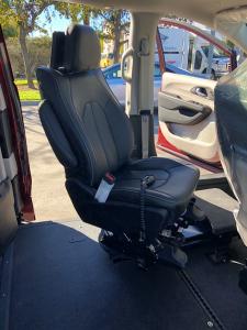 2019 chrysler limited transfer seat