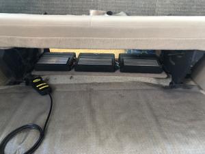 3 amps under seat 2005 ford E 350 grey