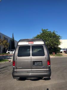 back closed 2005 ford E 350 grey