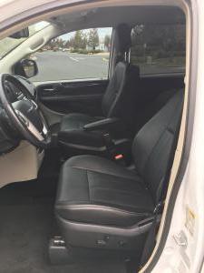 front seats 15 16 Chrysler TC LX (1)